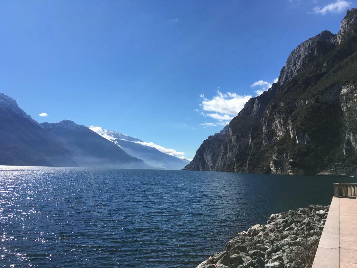 Appartamento Al Lago Рива-дель-Гарда Экстерьер фото